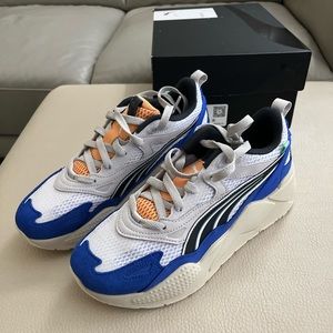 NWB - Puma Unisex RS-X Efekt Premium Sneakers - Women US Size 9.5/Men US Size 8